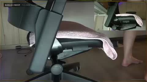 Kaelix Frost online show from August 2, 9:33 pm