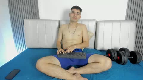 kaelx_x online show from May 29, 10:01 pm