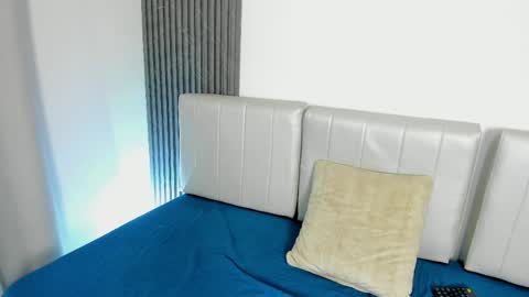 kaelx_x online show from June 1, 1:41 am