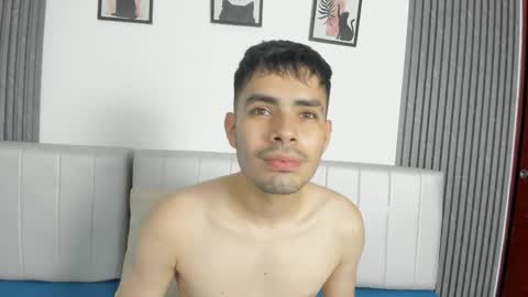 kaelx_x online show from June 3, 9:40 pm