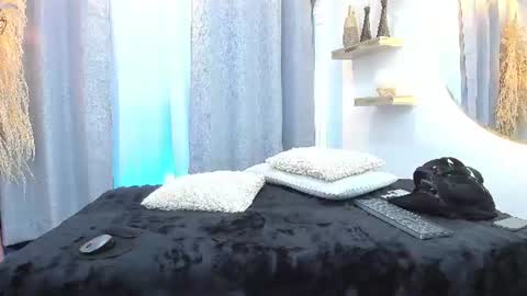 Antonella online show from July 30, 9:05 am