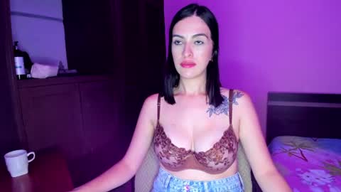 kaiahlive online show from June 27, 1:20 am
