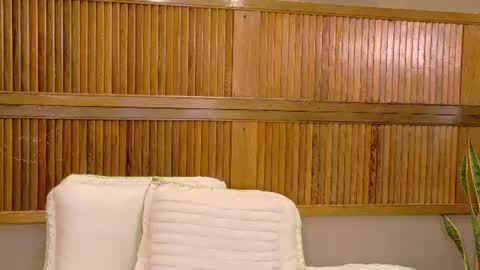kaiawhite online show from July 31, 2:40 am