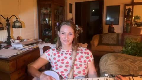 Kailee Smile online show from July 4, 5:09 am