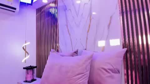 Kaily  online show from August 9, 5:19 am