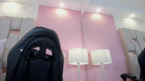 Kaily  online show from August 12, 8:16 am