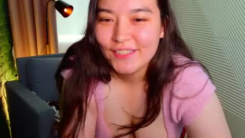 Mei online show from August 10, 3:46 pm