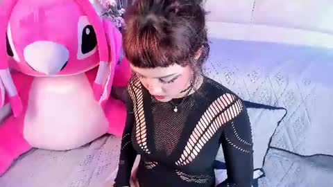    online show from August 7, 7:08 am