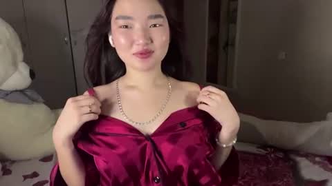 Sakura online show from August 3, 5:42 pm