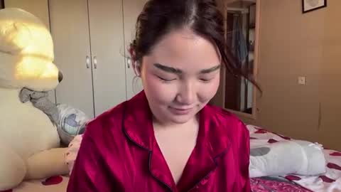 Sakura online show from August 14, 1:48 pm