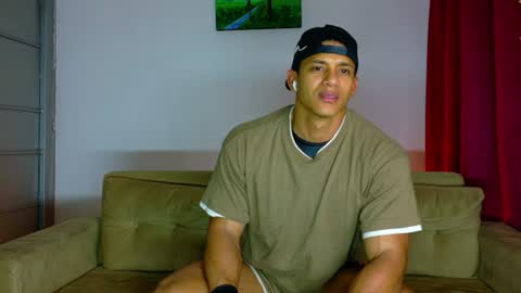kale thomson online show from August 8, 2:11 am