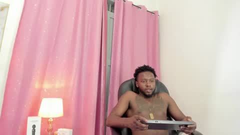 Kaleb  Violet online show from August 11, 6:37 am