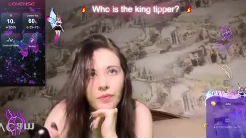 Hi my name is Kaley Today Im streaming with my friend Di  online show from August 1, 11:33 pm