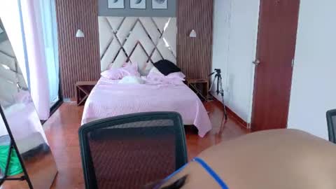    online show from July 29, 5:31 pm