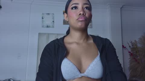   online show from August 18, 11:27 am