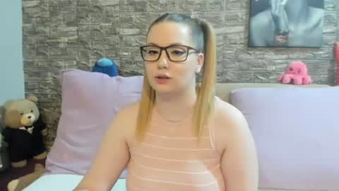 kalindahot online show from August 8, 12:22 am