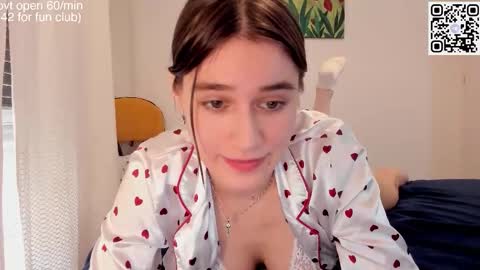 Im Seva and Im NO NUDE model online show from March 6, 8:05 pm