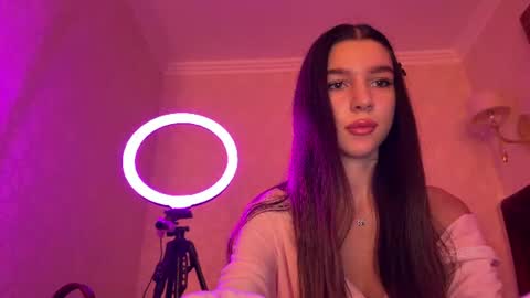 Kallie Delaney online show from September 6, 7:47 am