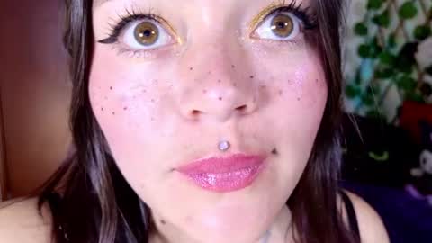 kalypzo_ online show from August 3, 7:32 pm