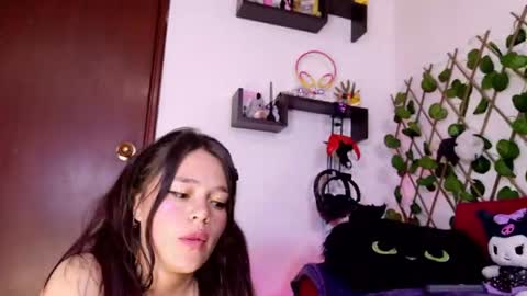 kalypzo_ online show from August 3, 8:38 pm