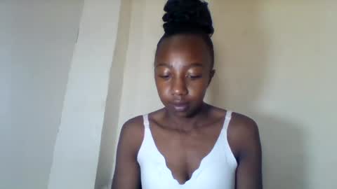 kalyssia_belle online show from August 2, 9:22 pm