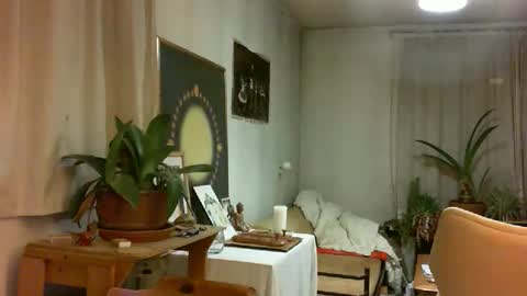 kamabo2 online show from May 9, 10:56 pm