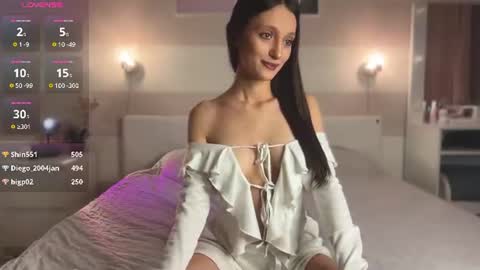 kamilamila online show from August 6, 6:29 pm