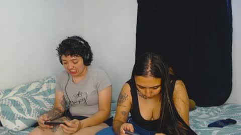 kammy   y   camila online show from August 9, 7:48 pm