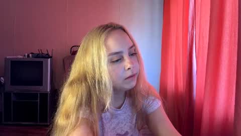 Lizzie online show from August 3, 9:27 am