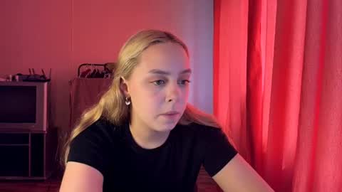 Lizzie online show from August 7, 10:37 am