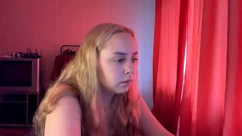 Lizzie online show from August 11, 10:39 am
