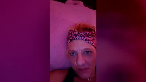 kandlove6923 online show from August 7, 3:06 am