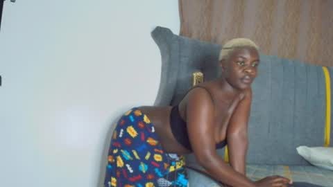 kandy_springs online show from August 14, 7:50 pm