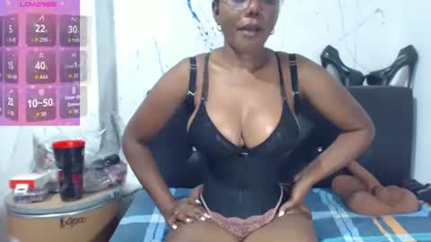 Paola online show from August 13, 9:40 pm