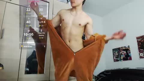 andres online show from August 6, 12:15 pm
