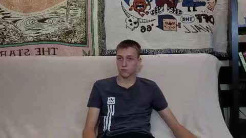 Kano and Kandy online show from August 12, 1:41 am