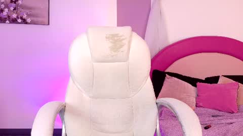 kaoryy_1 online show from August 29, 1:43 pm
