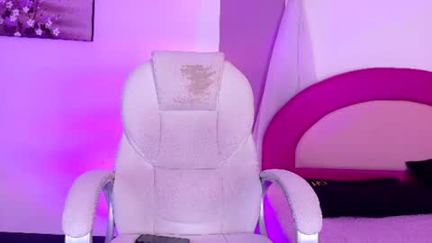 kaoryy_1 online show from September 6, 1:50 pm