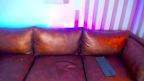Kaoss Angel online show from August 12, 7:00 am