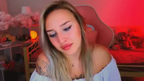 kara__moor online show from September 5, 6:18 am
