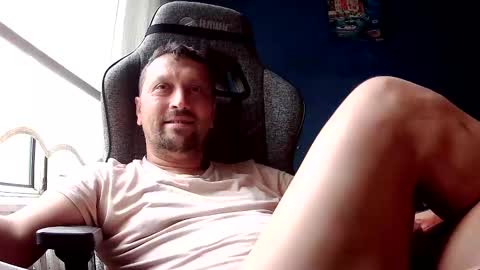karasimsek54 online show from May 24, 11:02 am