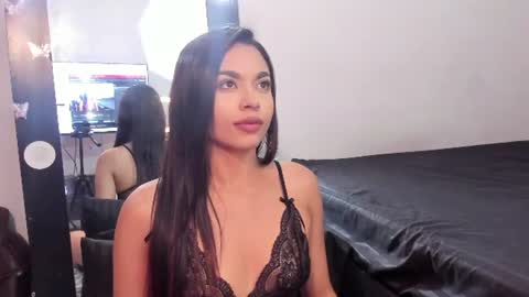 karely_laurent online show from July 24, 2:36 am