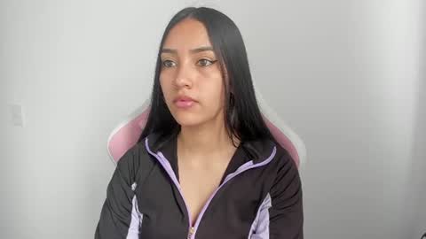 karely_sweet_ online show from June 29, 6:21 pm