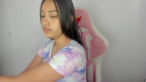 karely_sweet_ online show from July 2, 10:33 pm