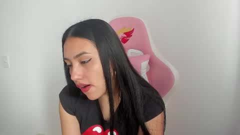 karely_sweet_ online show from July 16, 2:51 pm
