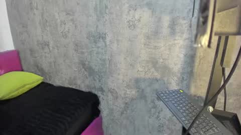 karen_bell online show from August 14, 3:48 pm