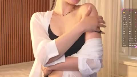 Lilly online show from August 11, 12:18 pm