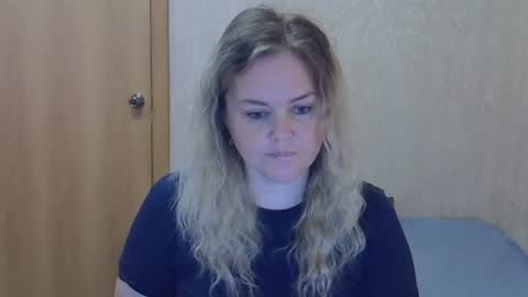 karennelsonx online show from August 8, 12:27 pm