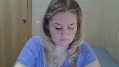 karennelsonx online show from August 9, 12:28 pm