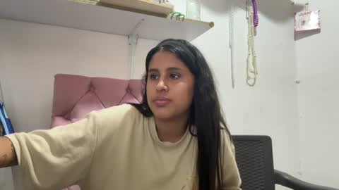 kariina candy and fox online show from August 12, 2:25 am